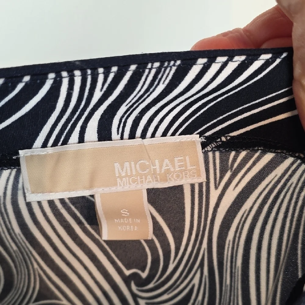 Michael Michael Kors Navy and White Abstract Print Long Sleeve Dress Small - Picture 4 of 8